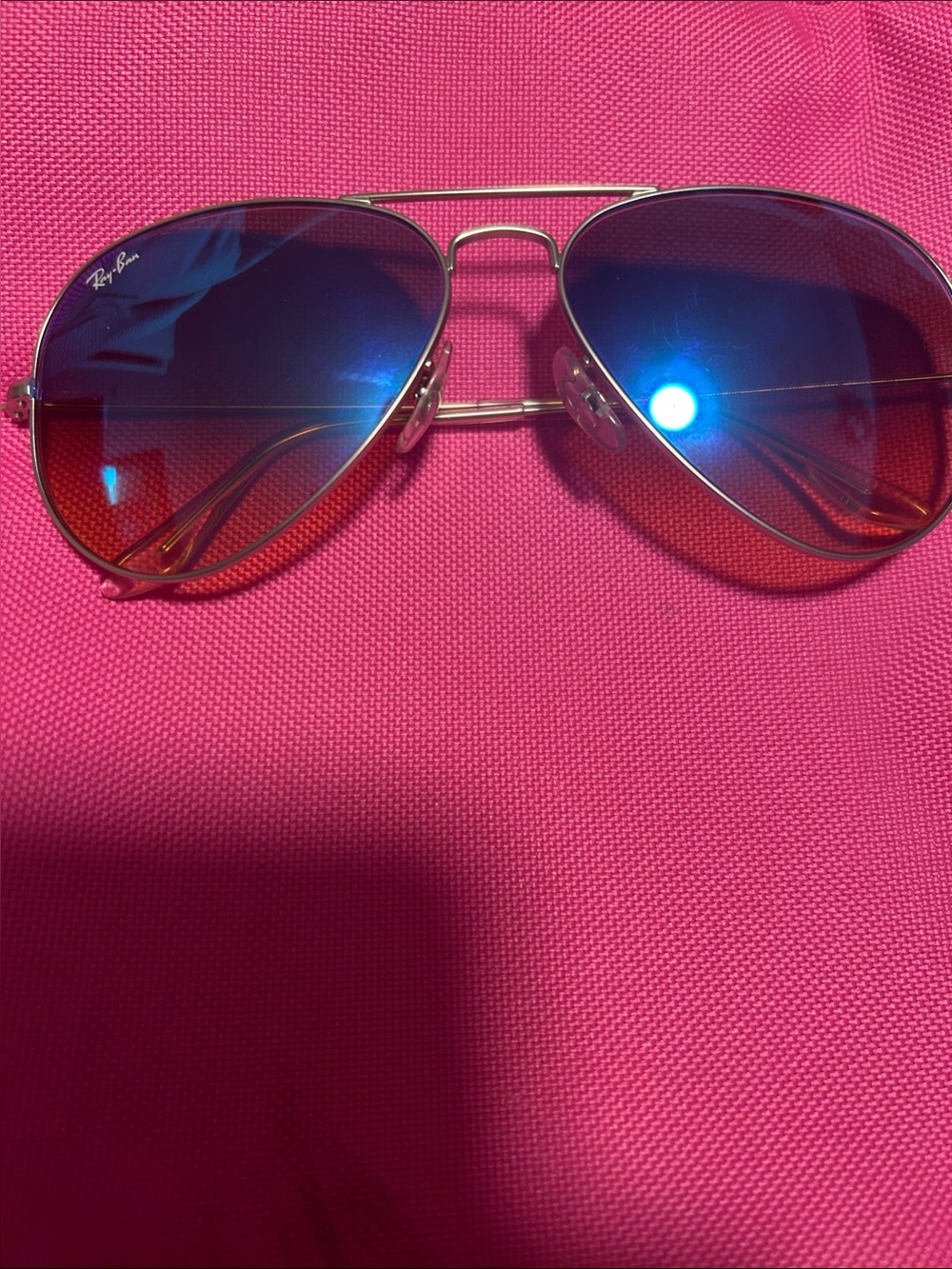 Ray-Ban Aviator Mirrored Gradient Sunglasses - Blue and Red Lenses